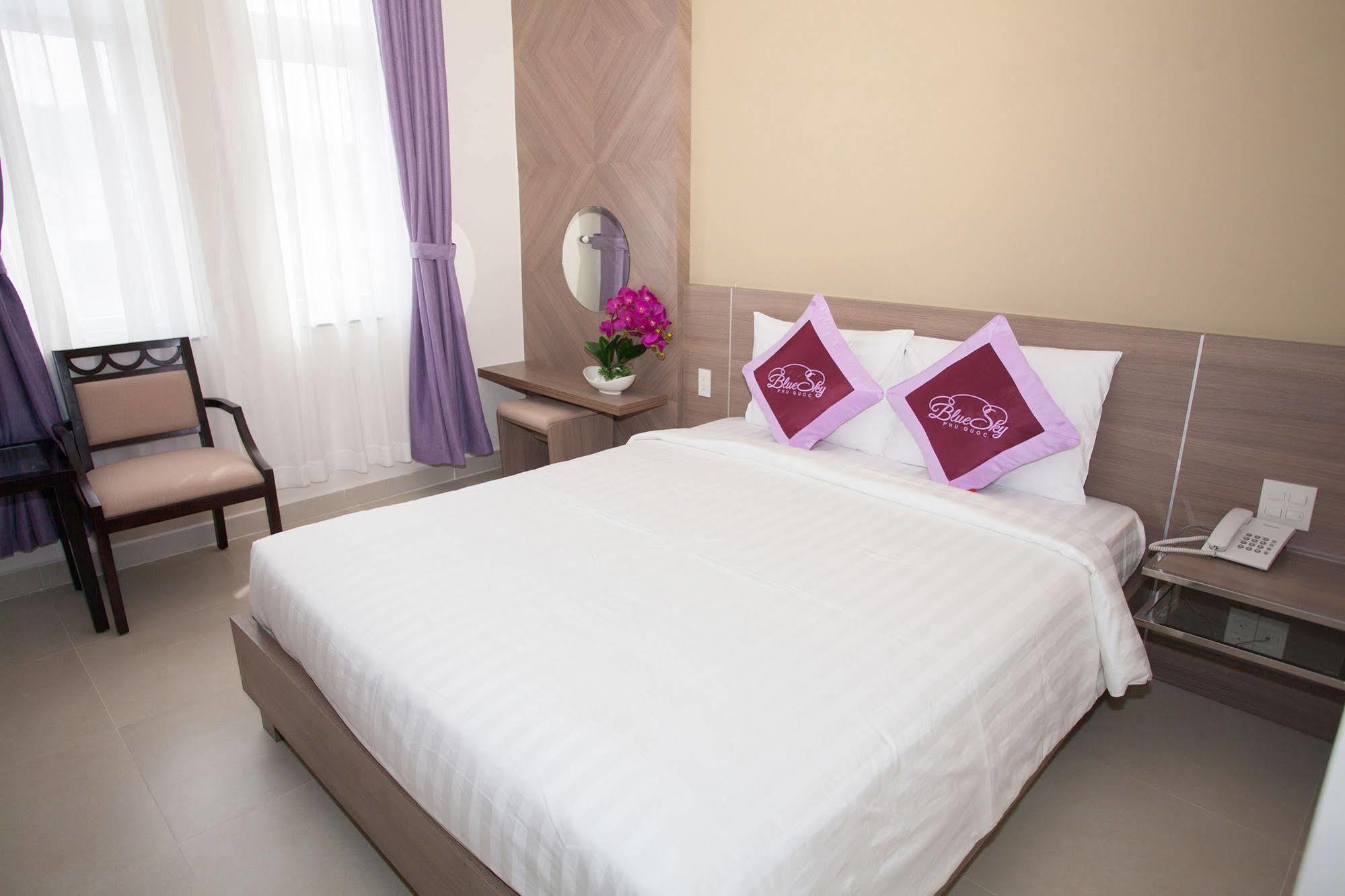 Blue Sky Phu Quoc Hotel Екстериор снимка